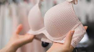 11 Expert Tips for Finding the Right Bra Size and Fit | SELF